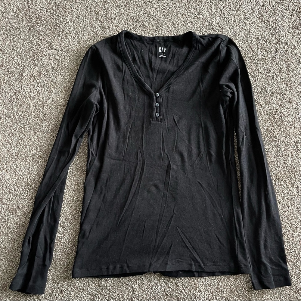 GAP Black Long Sleeve